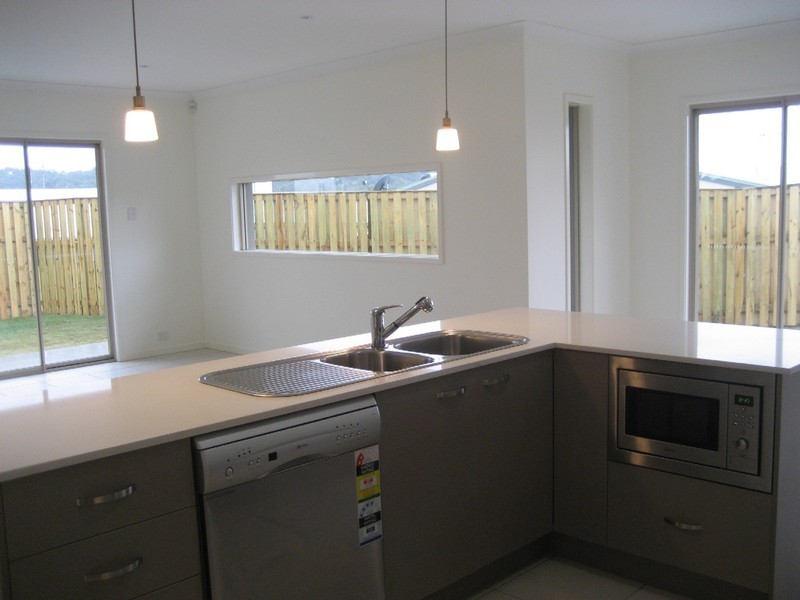 3 Garigal Court, Upper Coomera QLD 4209
