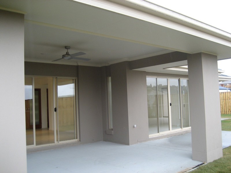 3 Garigal Court, Upper Coomera QLD 4209