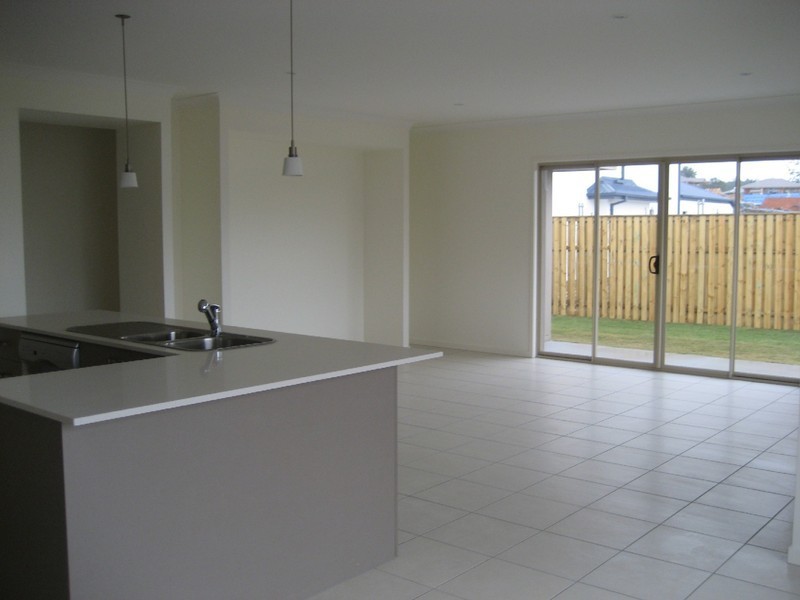 3 Garigal Court, Upper Coomera QLD 4209