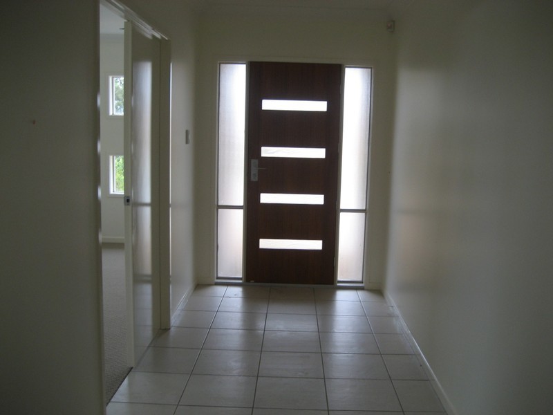 3 Garigal Court, Upper Coomera QLD 4209
