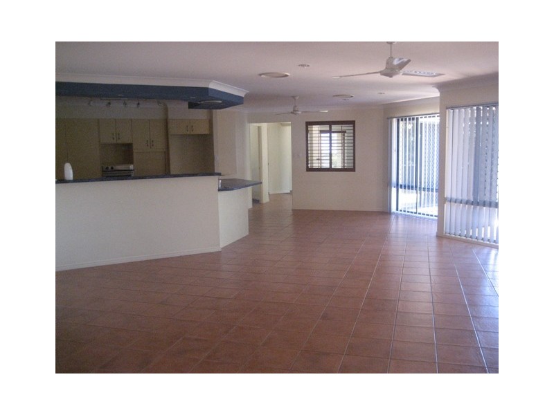 23 Brissendon St, Maudsland QLD 4210