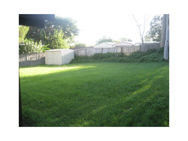 6 Trailwood Court, Eagleby QLD 4207