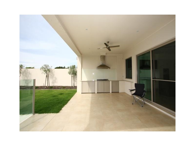 3033 Forest Hills Drive, Sanctuary Cove QLD 4212