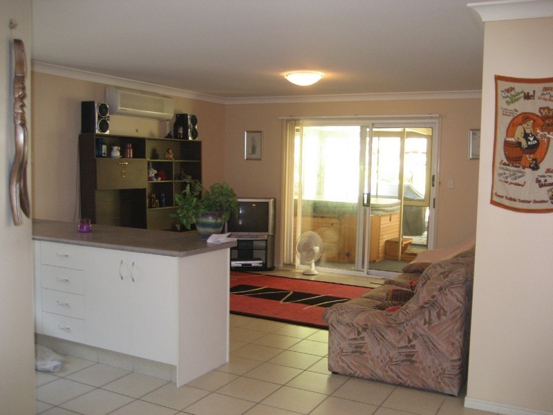 Molendinar QLD 4214