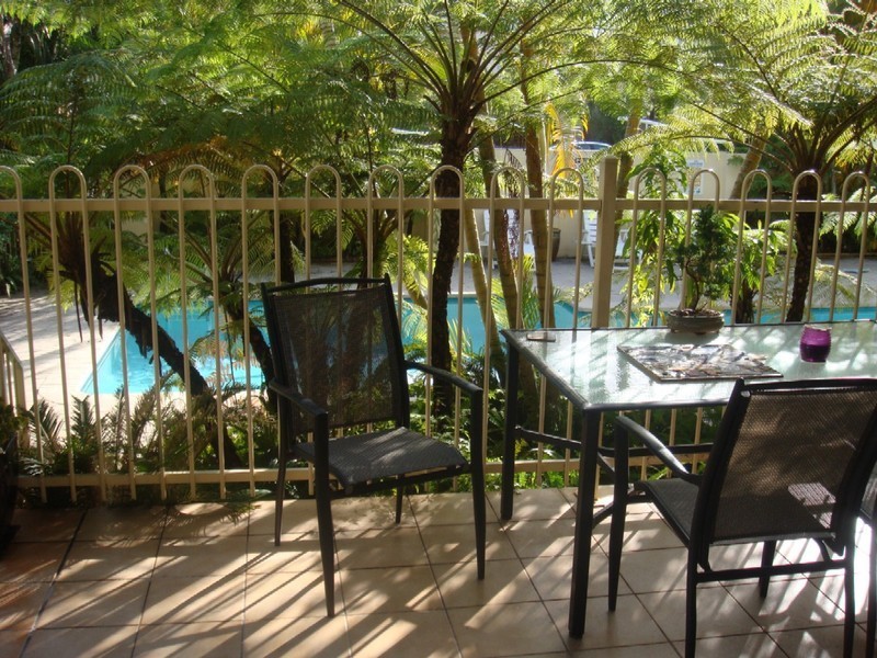 Chevron Island QLD 4217