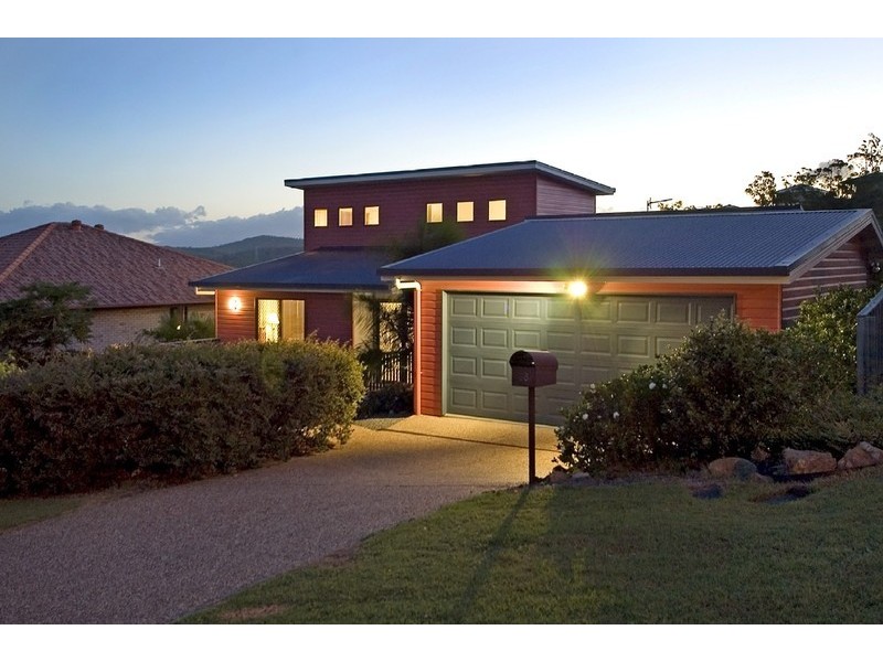 Pacific Pines QLD 4211