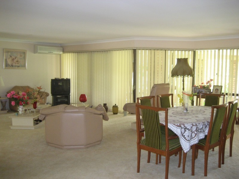 13 Brentwood Tce, Oxenford QLD 4210