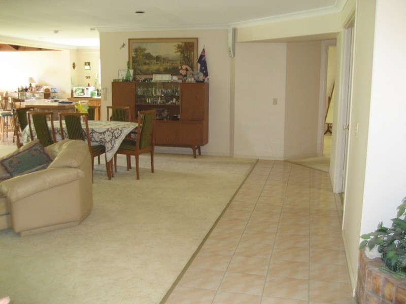 13 Brentwood Tce, Oxenford QLD 4210