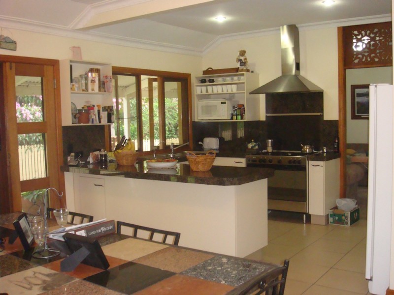 Guanaba QLD 4210
