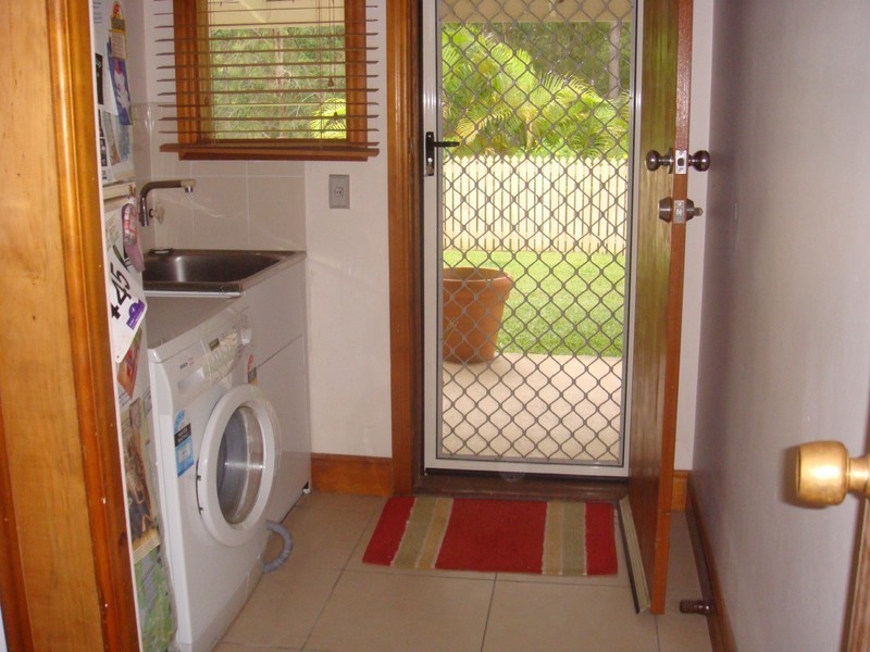 Guanaba QLD 4210