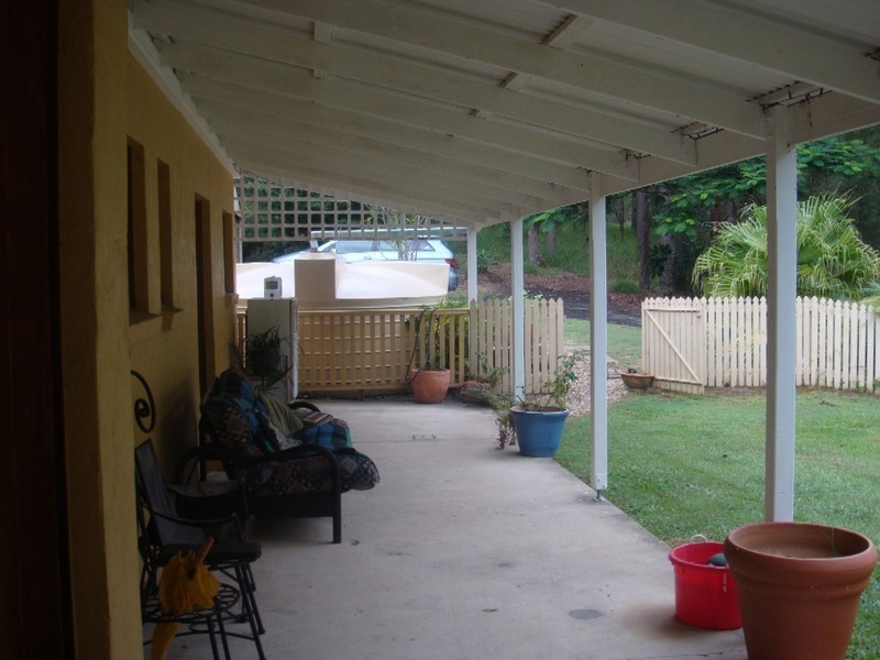 Guanaba QLD 4210