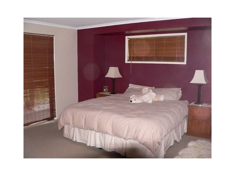 Wongawallan QLD 4210