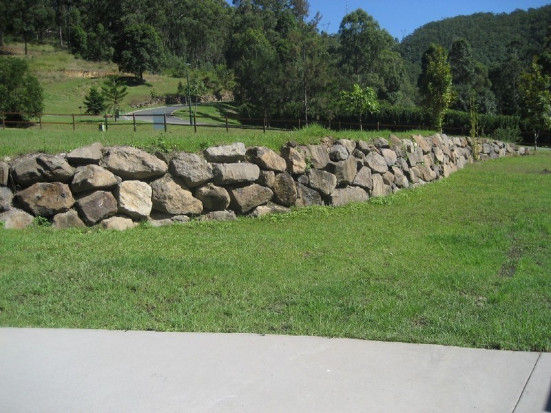 Wongawallan QLD 4210