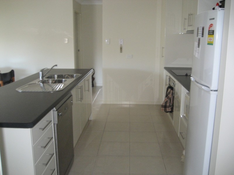 20 Wyndham Cct, Holmview QLD 4207