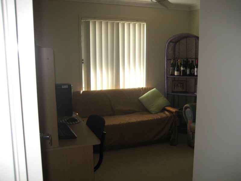 20 Wyndham Cct, Holmview QLD 4207