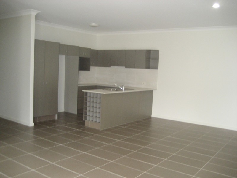 Unit 1  Cnr Richardson and Wright Rd, Upper Coomera QLD 4209