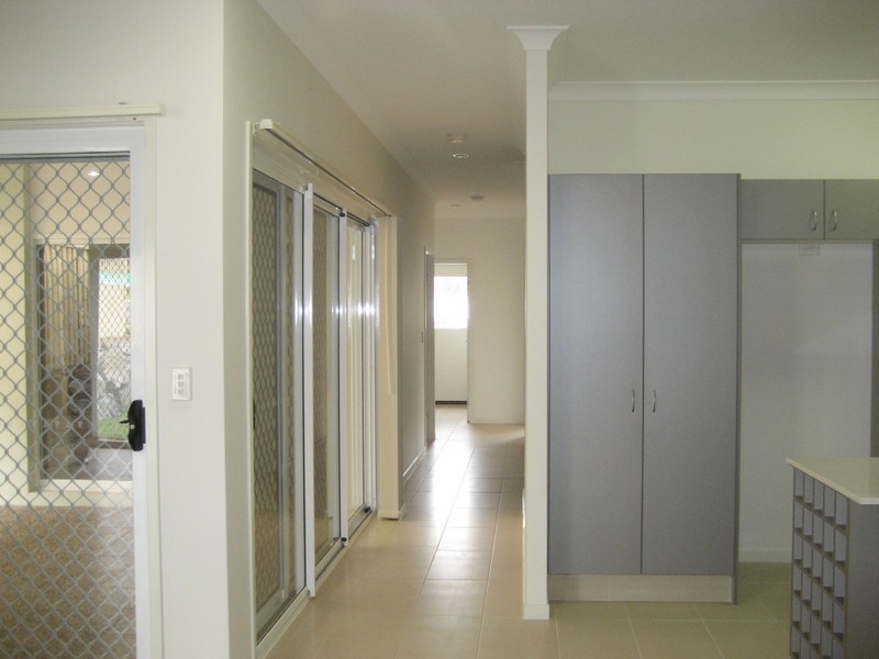 Unit 1  Cnr Richardson and Wright Rd, Upper Coomera QLD 4209