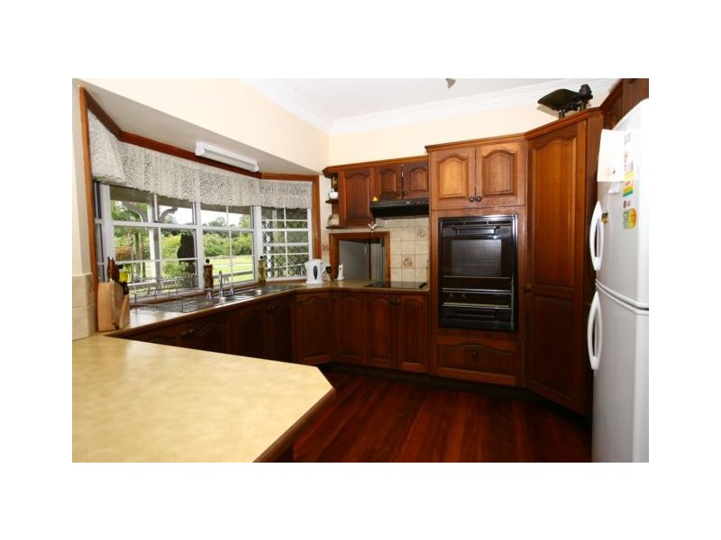 2 Ruth Terrace, Oxenford QLD 4210
