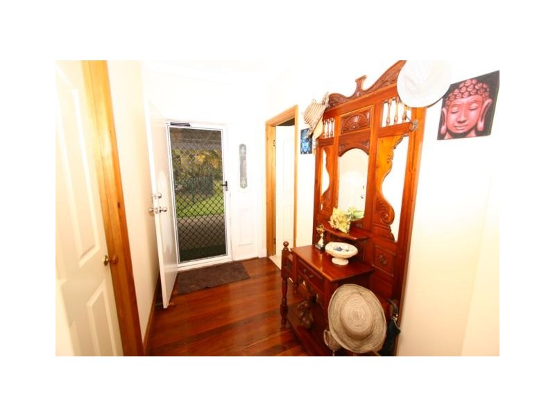 2 Ruth Terrace, Oxenford QLD 4210