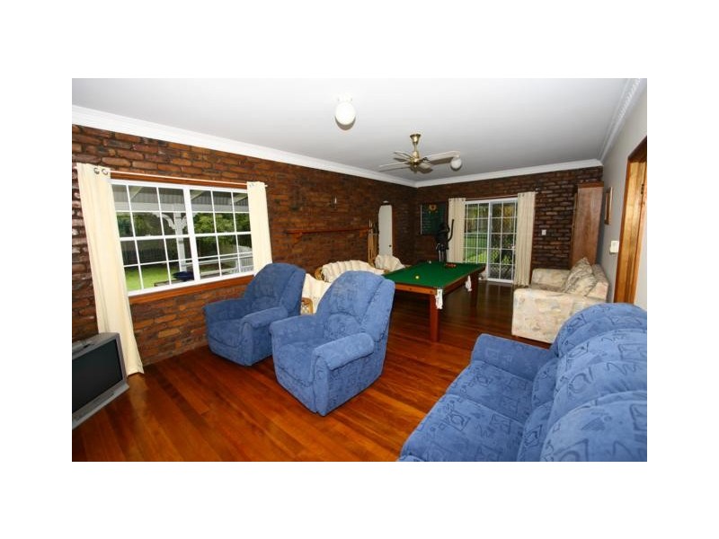 2 Ruth Terrace, Oxenford QLD 4210