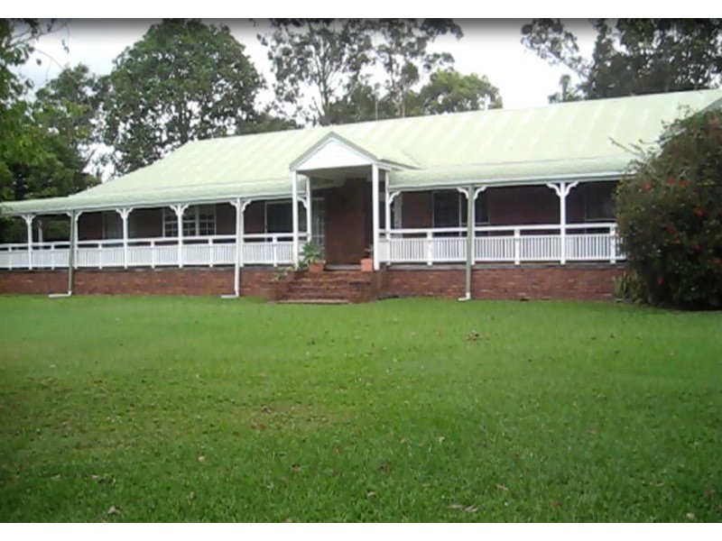 2 Ruth Terrace, Oxenford QLD 4210