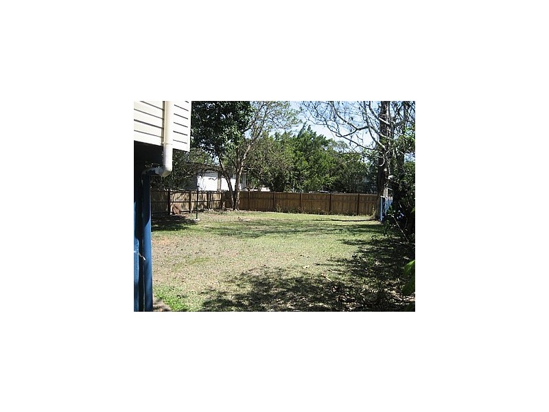 41 Maple St, Kingston QLD 4114