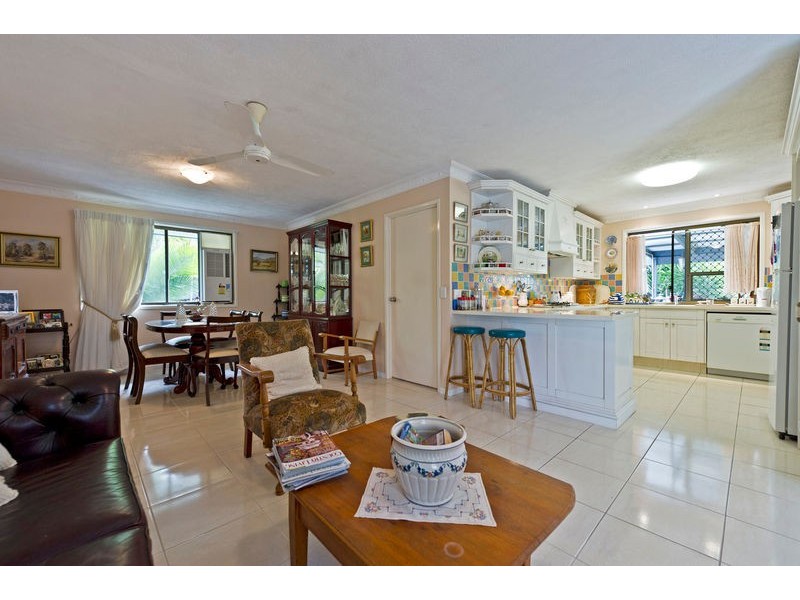 37 Riversdale Rd, Oxenford QLD 4210