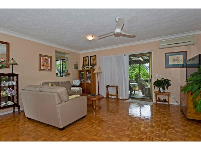 37 Riversdale Rd, Oxenford QLD 4210