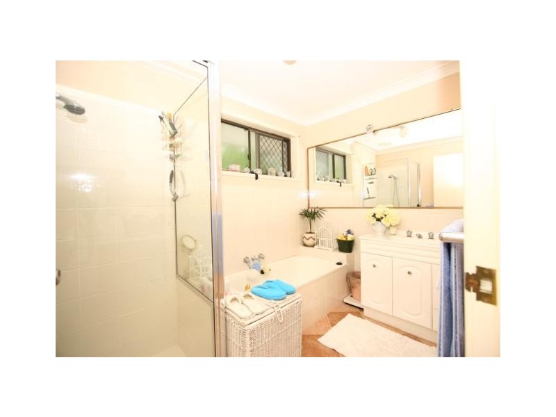 37 Riversdale Rd, Oxenford QLD 4210