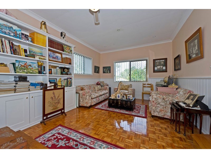 37 Riversdale Rd, Oxenford QLD 4210