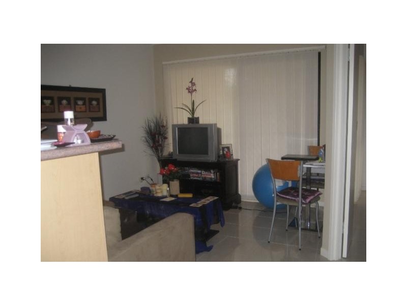 6/7 Barranbali Street, Chevron Island QLD 4217