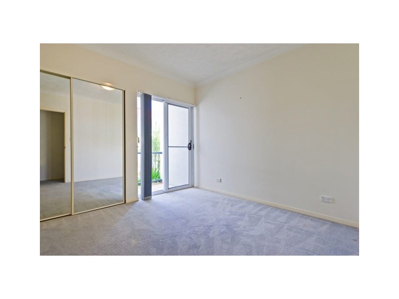 Chevron Island QLD 4217