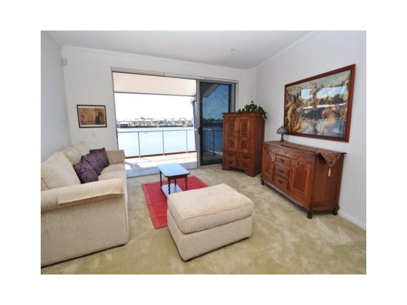 80/181  Lae Drive, Coombabah QLD 4216