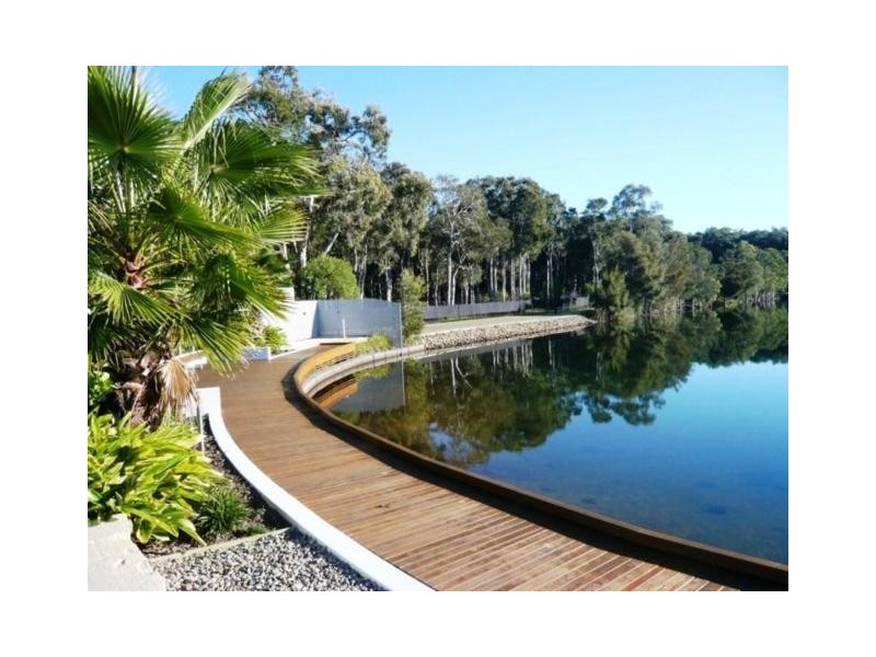 80/181  Lae Drive, Coombabah QLD 4216