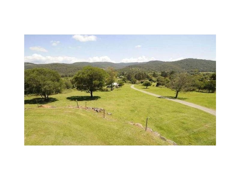 126 Currey Road, Wongawallan QLD 4210