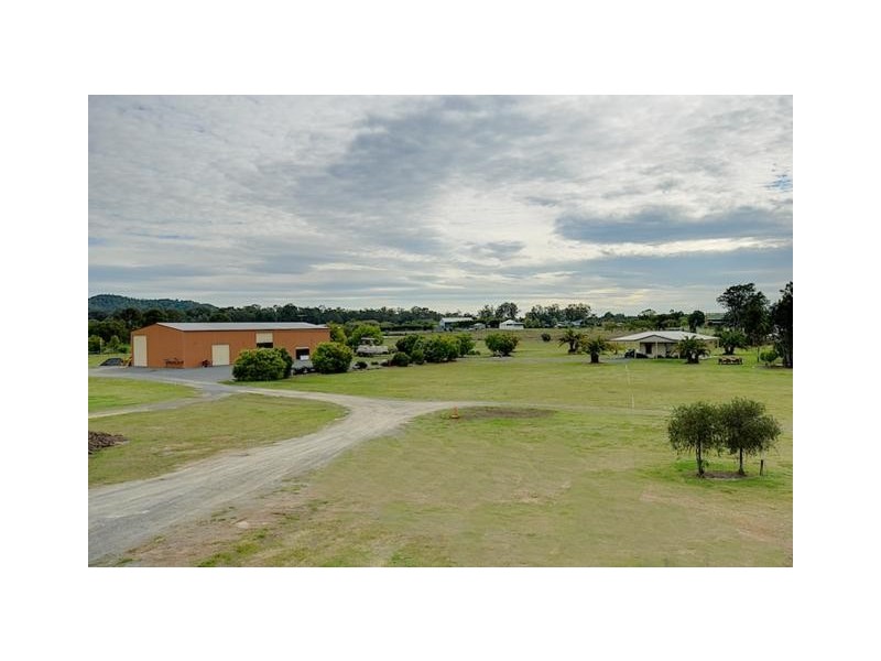 393 Rotary Park Road, Alberton QLD 4207