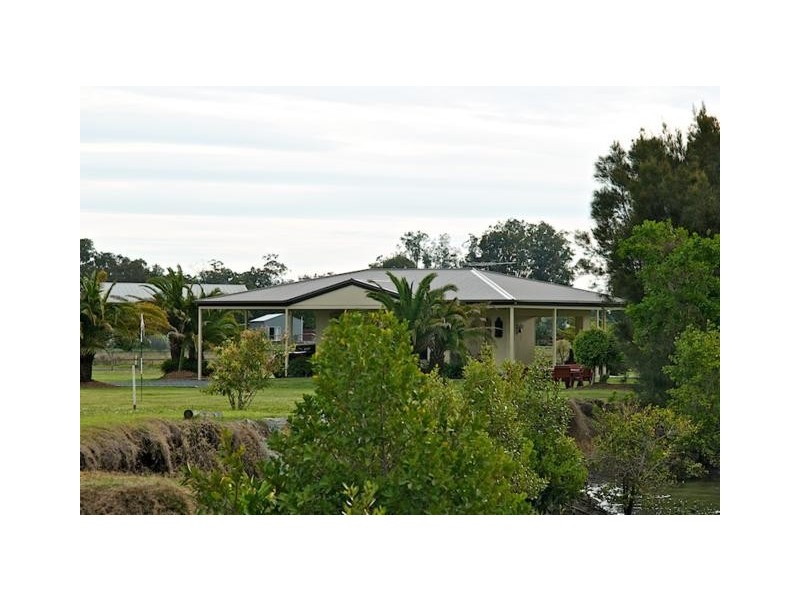 393 Rotary Park Road, Alberton QLD 4207