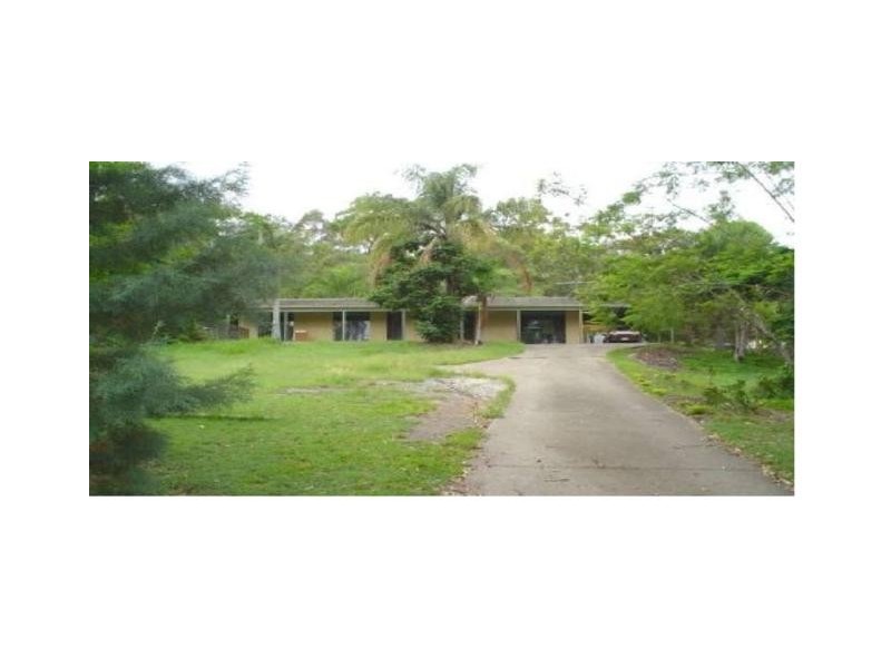 5 Woodside Place, Helensvale QLD 4212