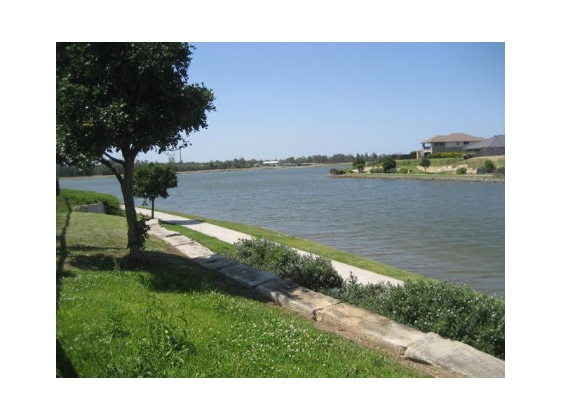 11 Temple Island Circuit, Oxenford QLD 4210