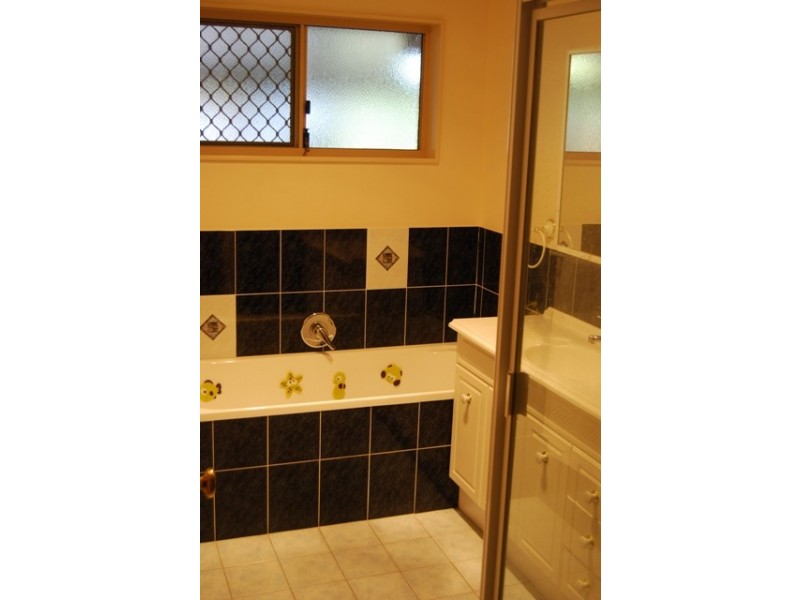 3 Swindon Place, Oxenford QLD 4210