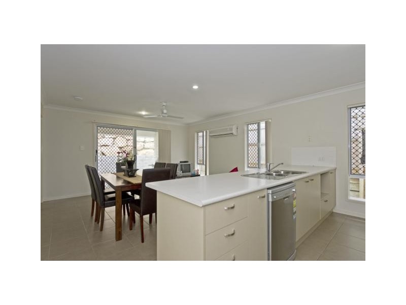 24 Bellagio Crescent, Coomera QLD 4209