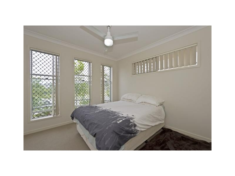 24 Bellagio Crescent, Coomera QLD 4209