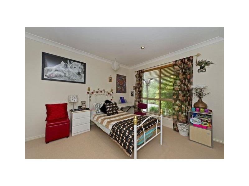 6 Nabberu Street, Maudsland QLD 4210