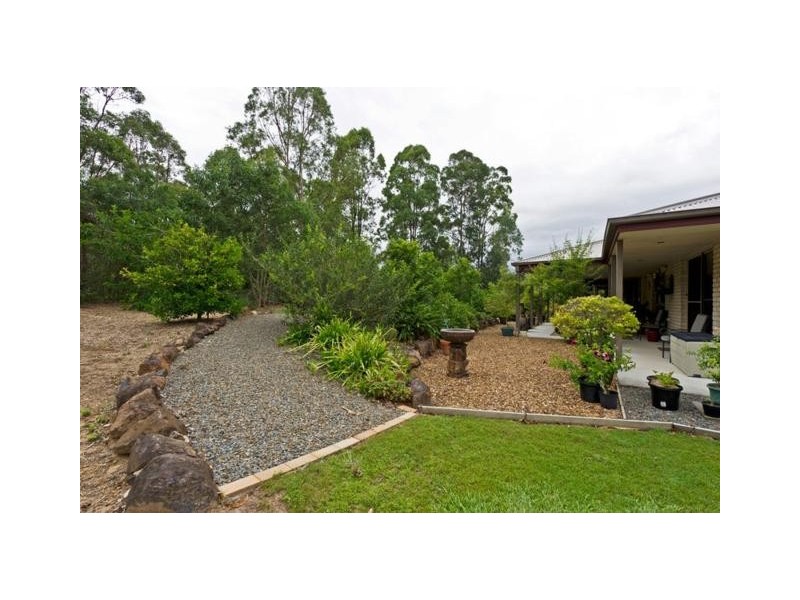 6 Nabberu Street, Maudsland QLD 4210