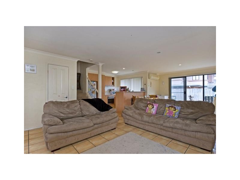 12/1 Secondary Street, Upper Coomera QLD 4209
