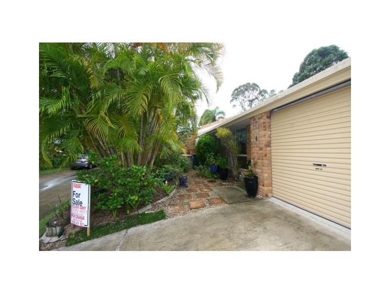 4/11 Vine Court, Oxenford QLD 4210