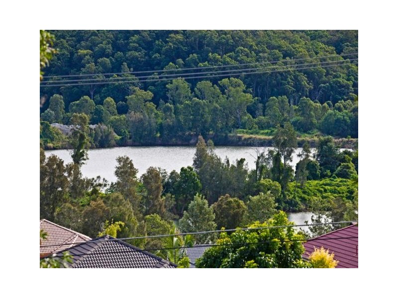 4 Carl Street, Oxenford QLD 4210