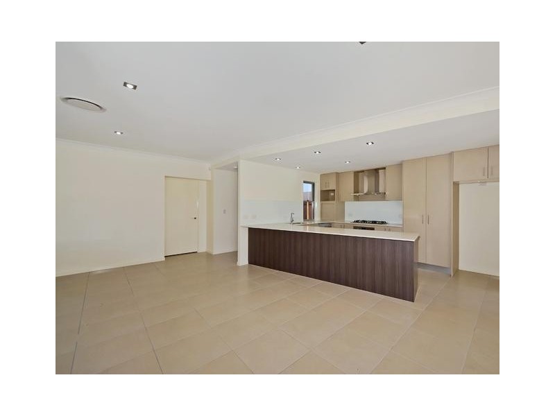 4 Limmen Street, Pimpama QLD 4209
