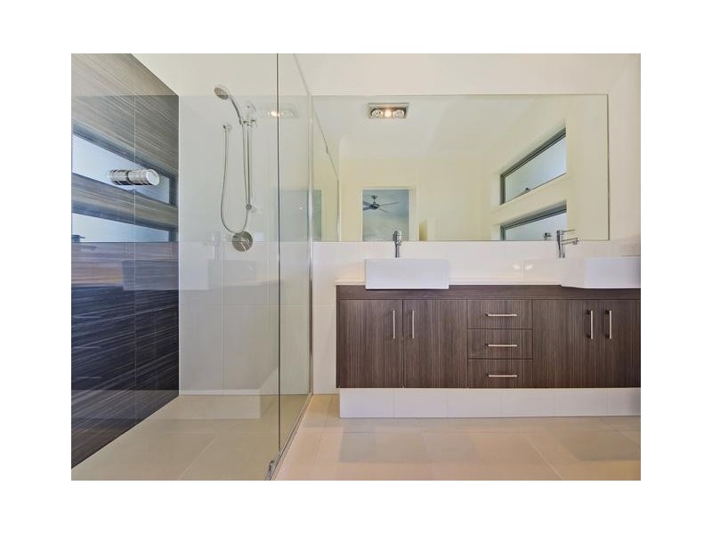 4 Limmen Street, Pimpama QLD 4209