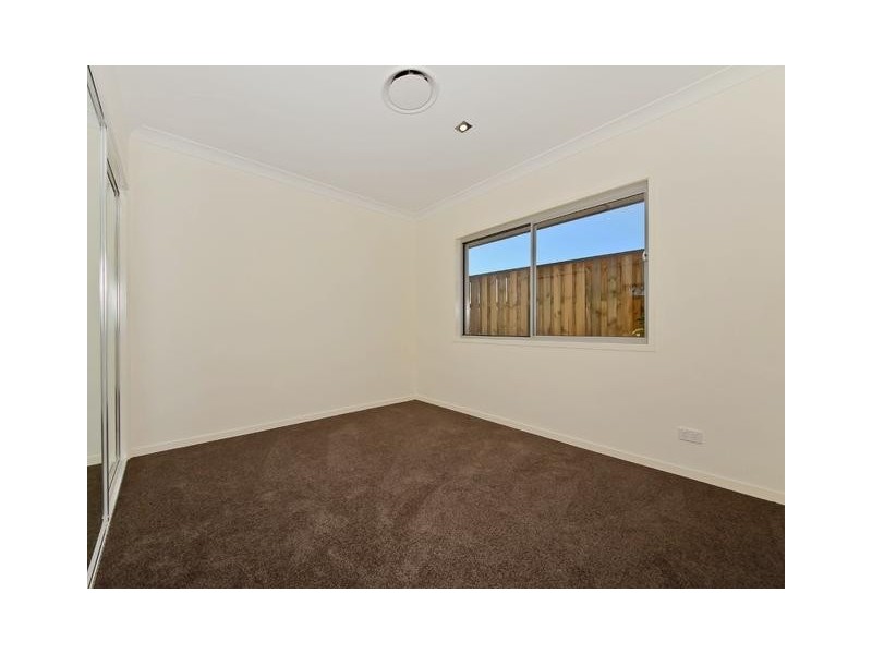4 Limmen Street, Pimpama QLD 4209